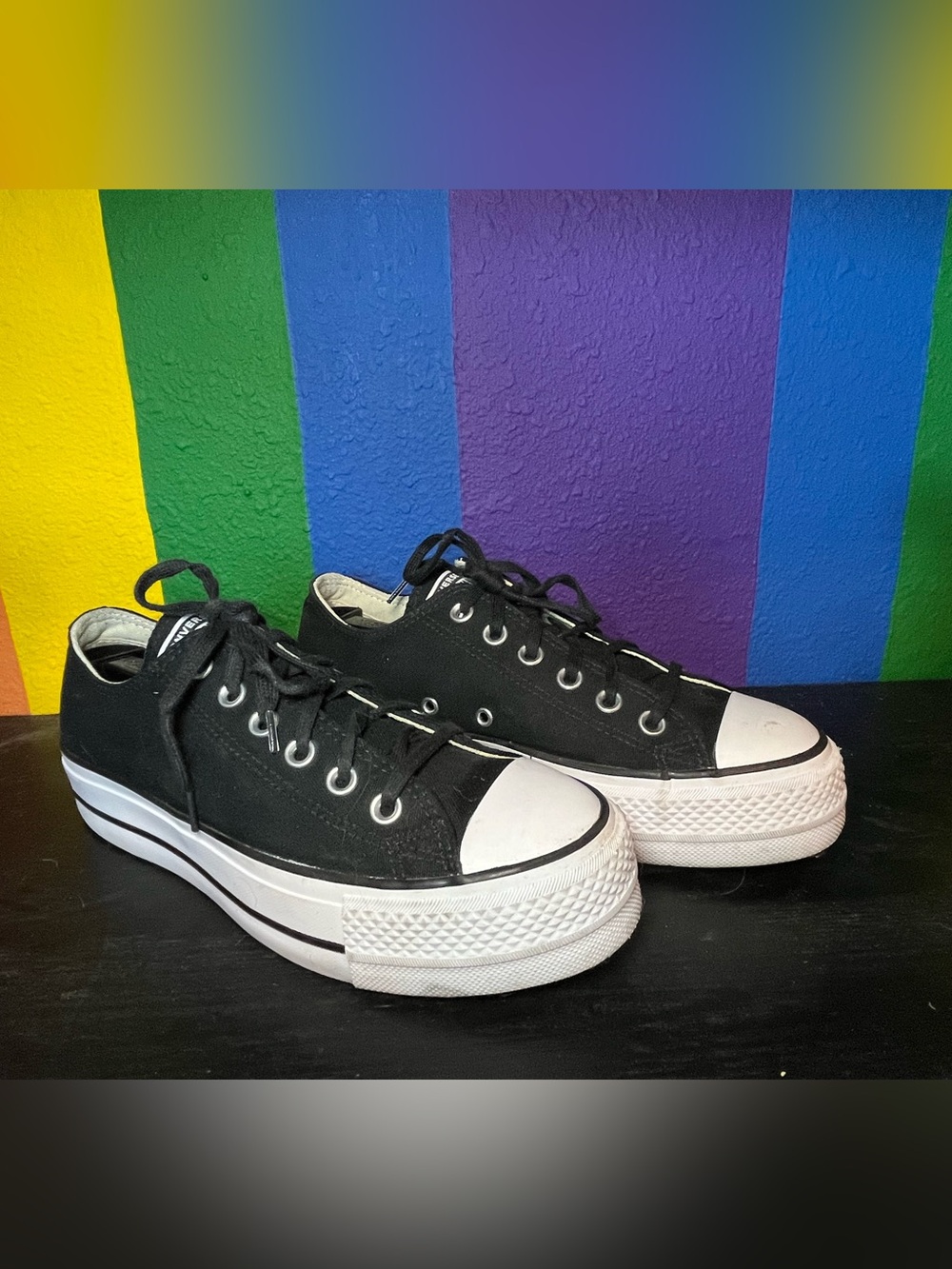 Low top platform converse sneakers